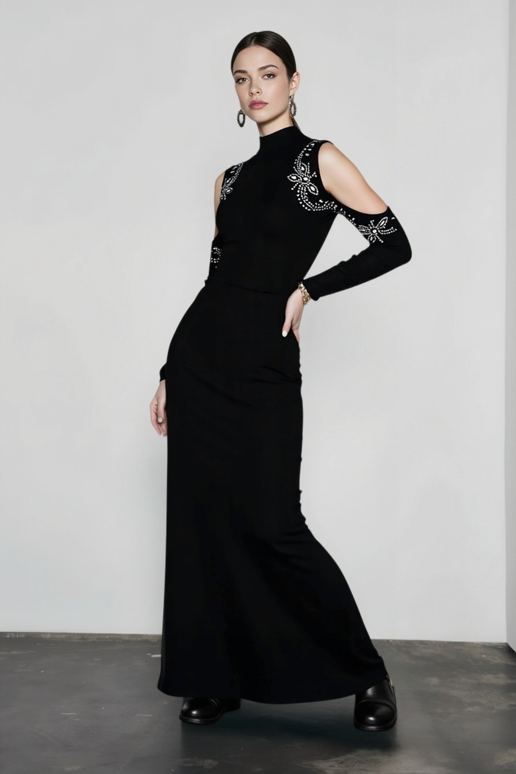 Rhinestone Off Shoulder Turtleneck Bodycon Dress Secondary image