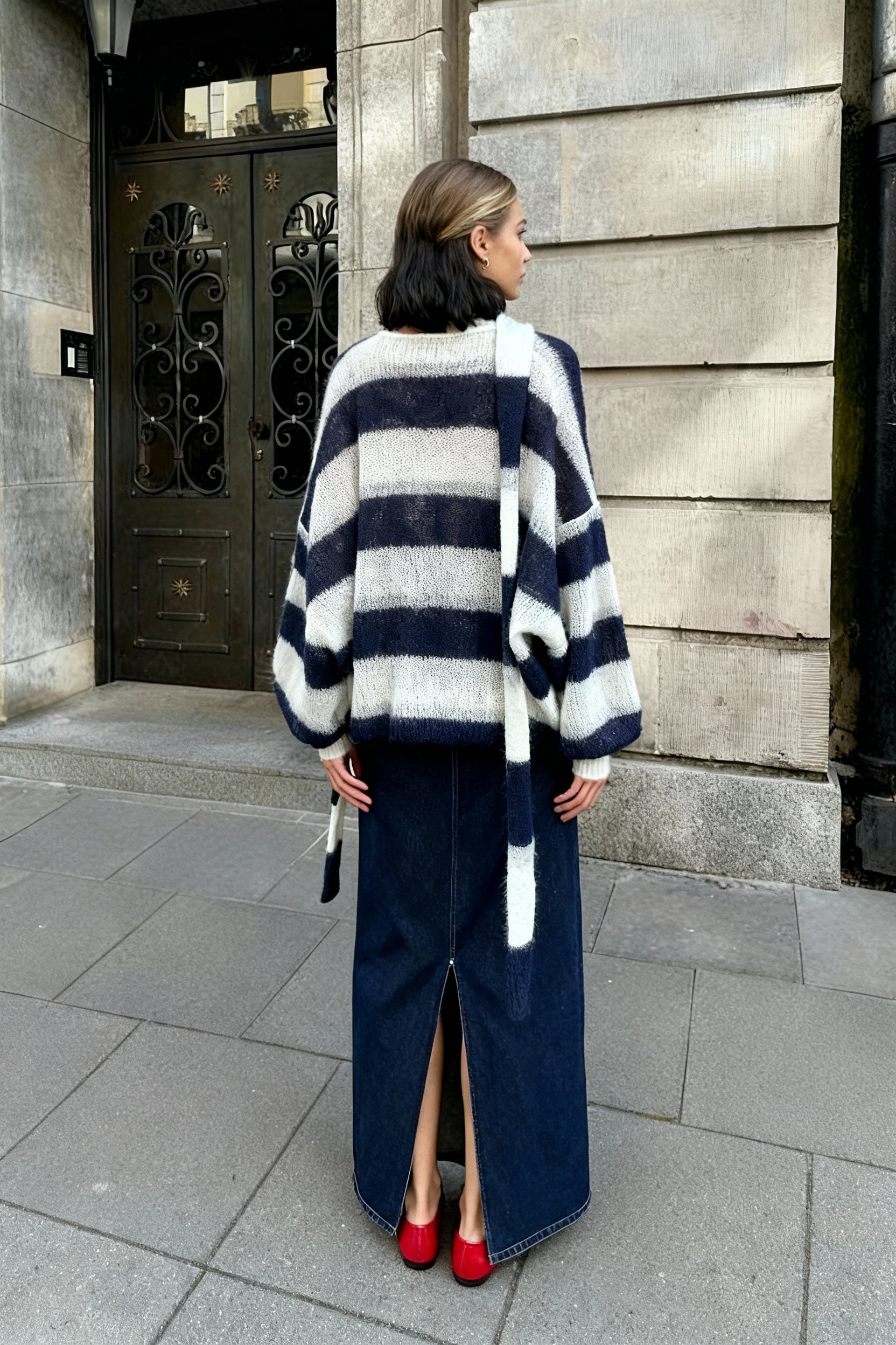 V-Neck Patchwork Knit Cardigan Secondary image