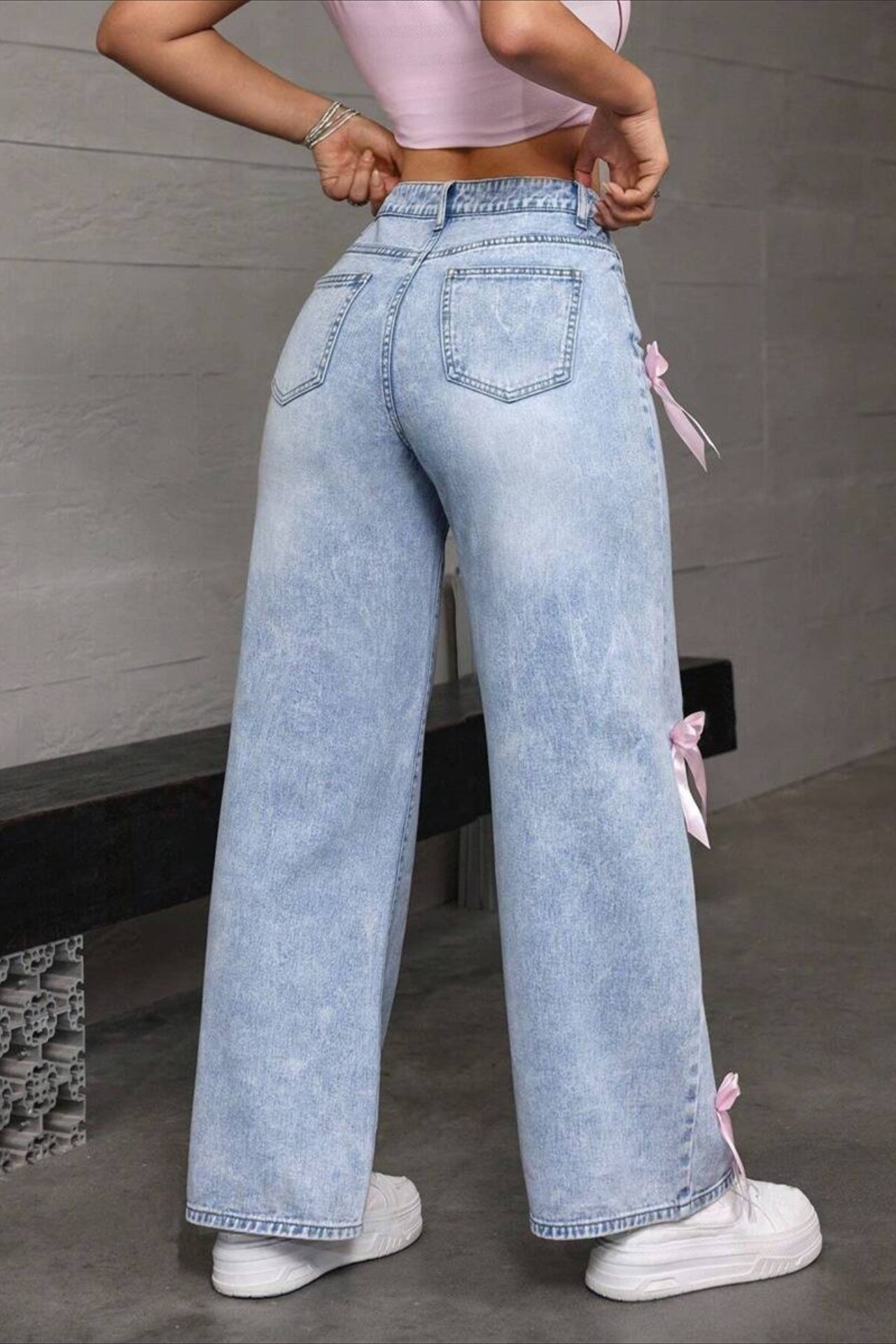 Bow Detail Straight Leg Jeans Secondary image