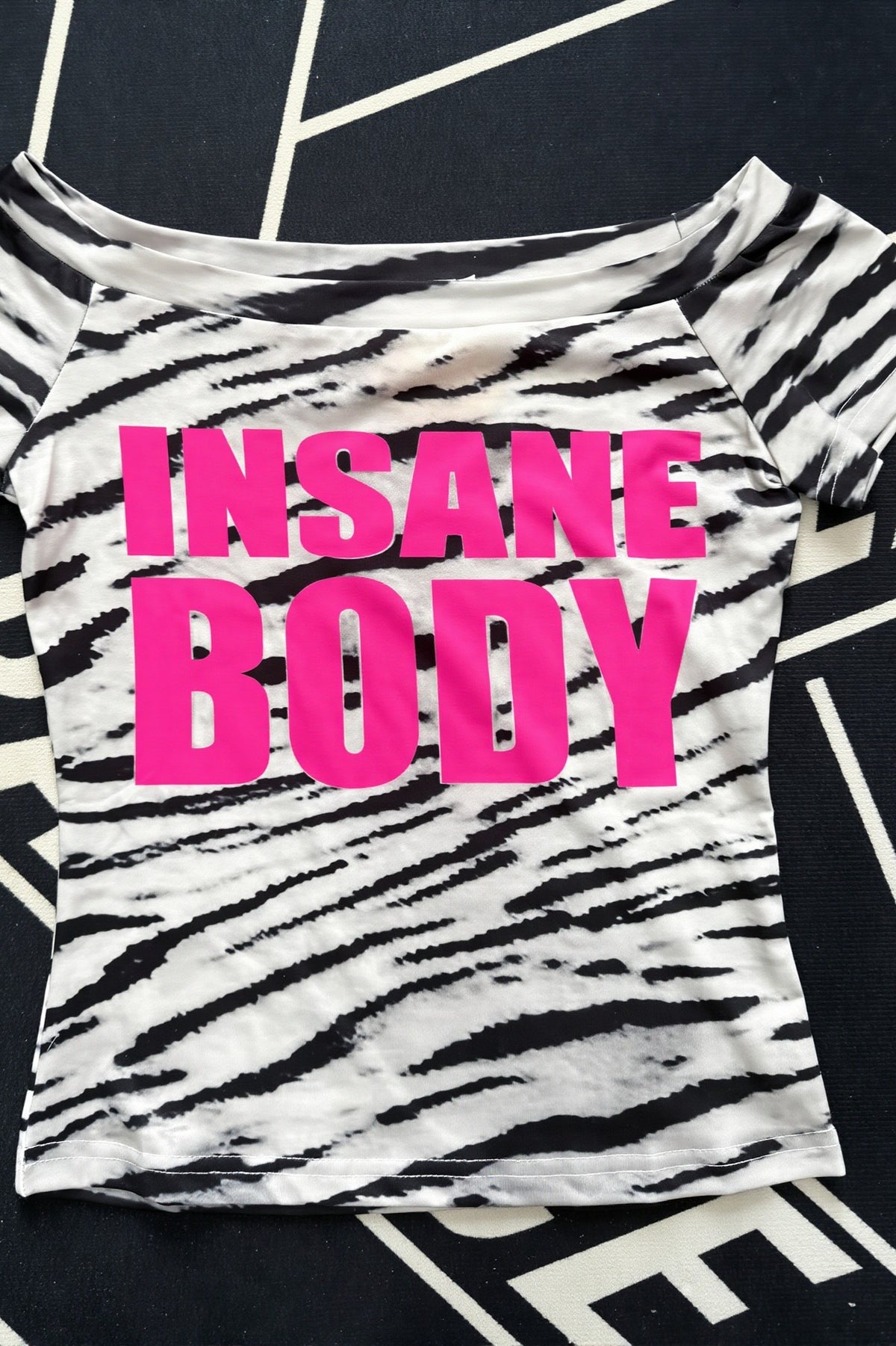 Leopard Eye Print Off Shoulder Y2K Crop Top