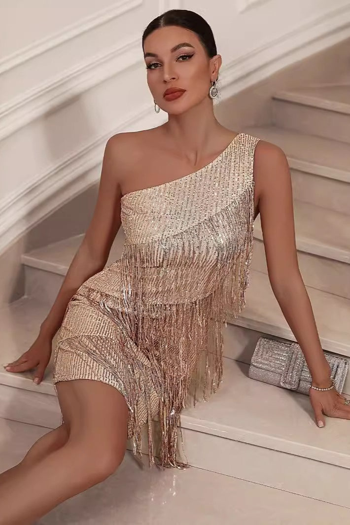 Asymmetric Shoulder Sequin Tassel Bodycon Cocktail Dress Secondary image