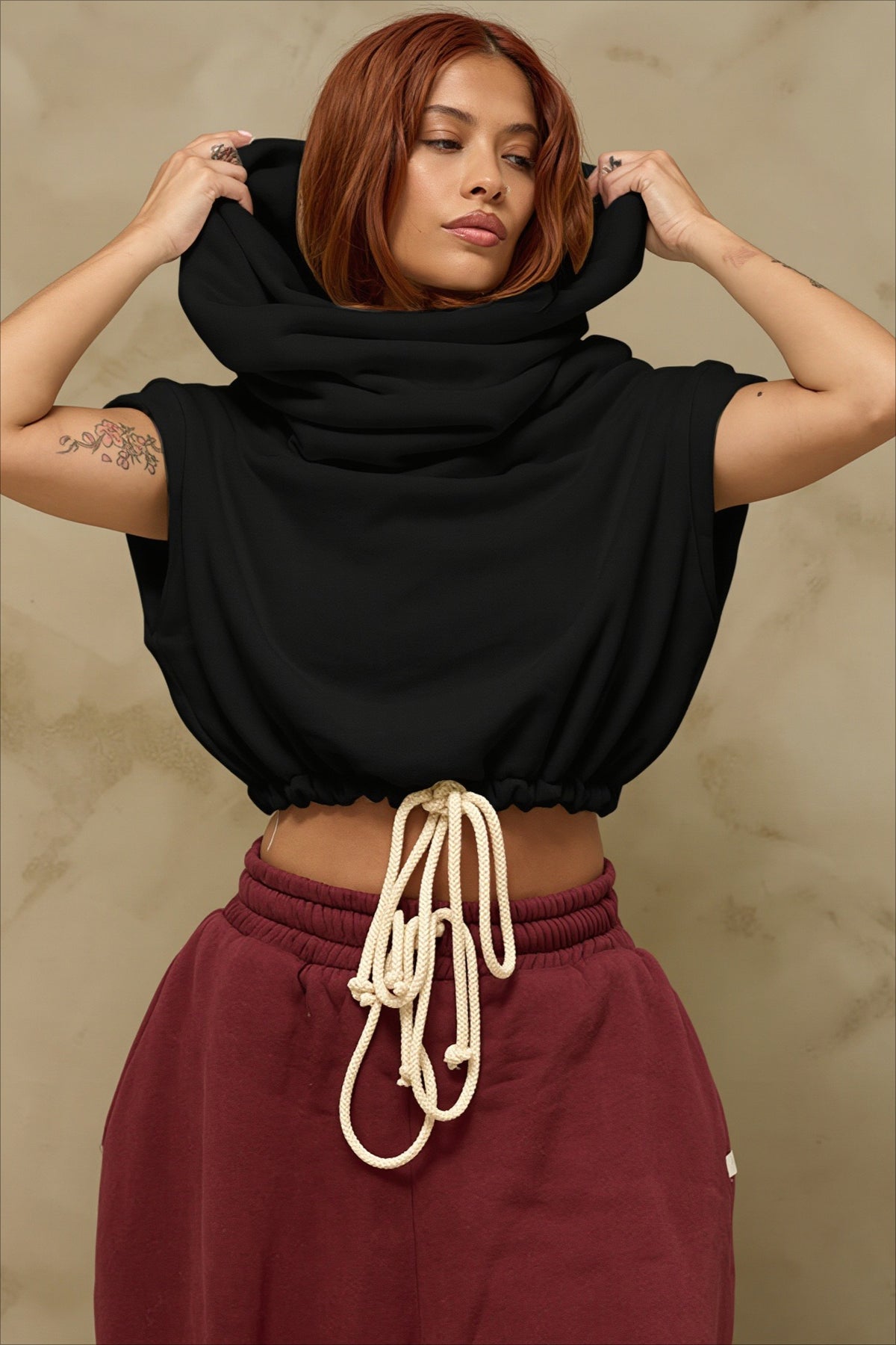 Solid Contrast Drawstring Sleeveless Hoodie