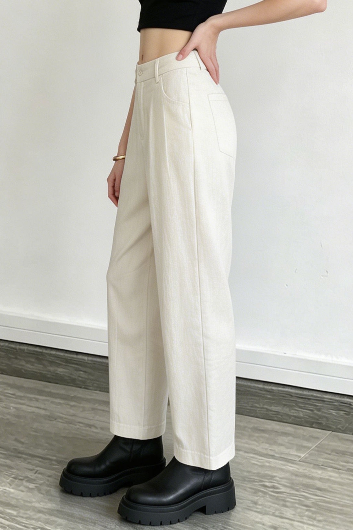 Linen Relaxed Cropped Pants Secondary image