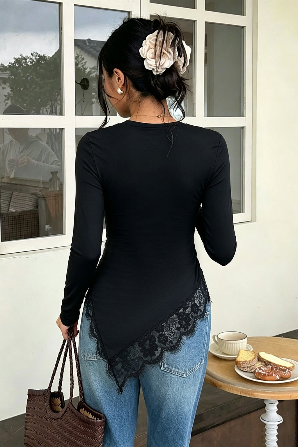 Asymmetric Lace Hem Slim Long Sleeve T-shirts
