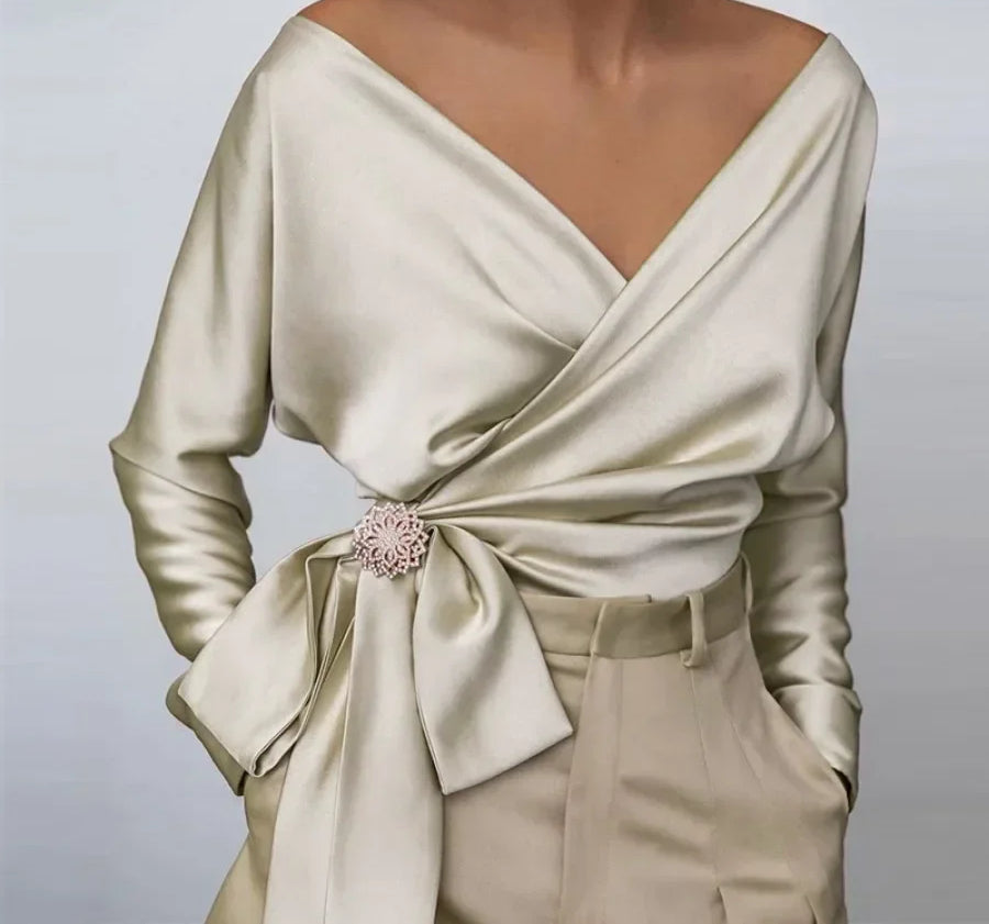 Long-sleeved Slash Neck Off Shoulder Blouse Main image
