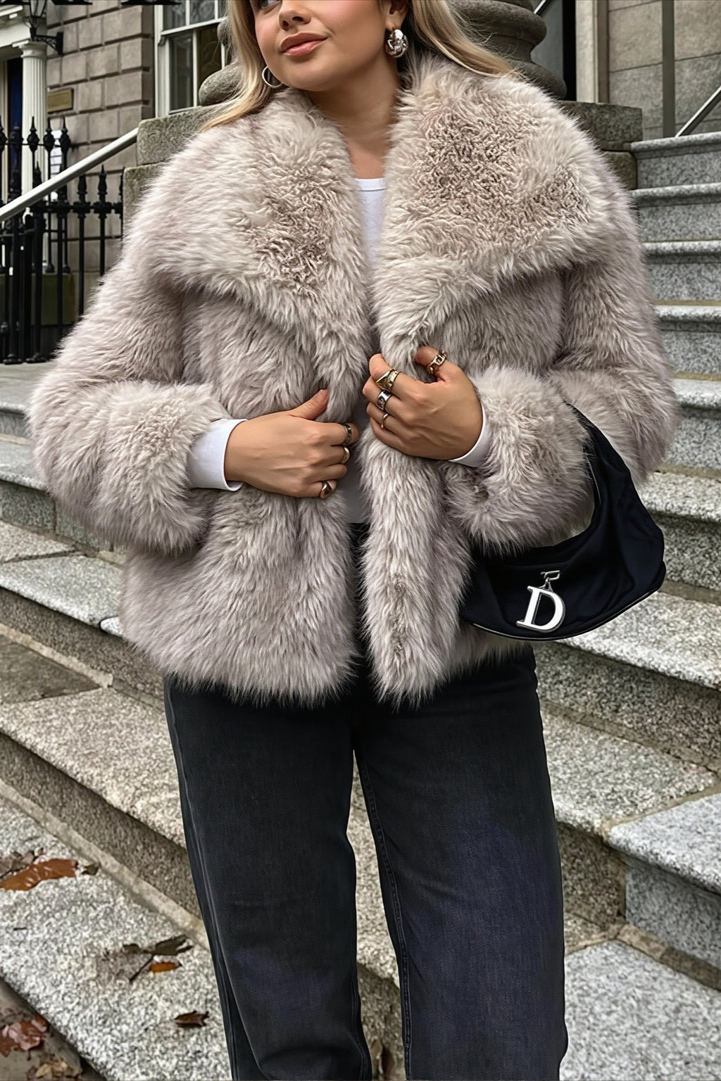 Faux Fur Wide Collar Cropped Plush Coat