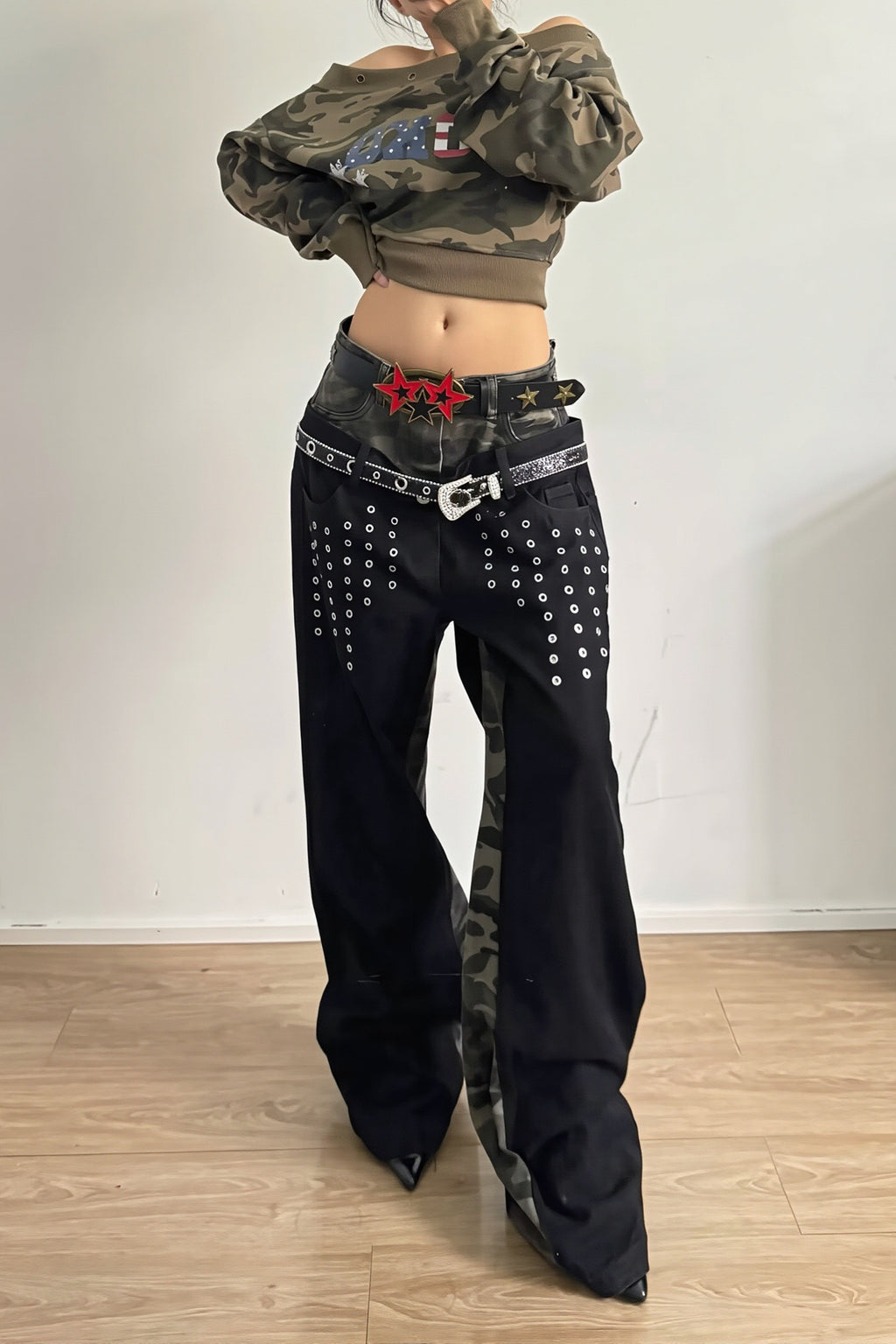 Rivet Washed High Rise Wide Leg Jeans
