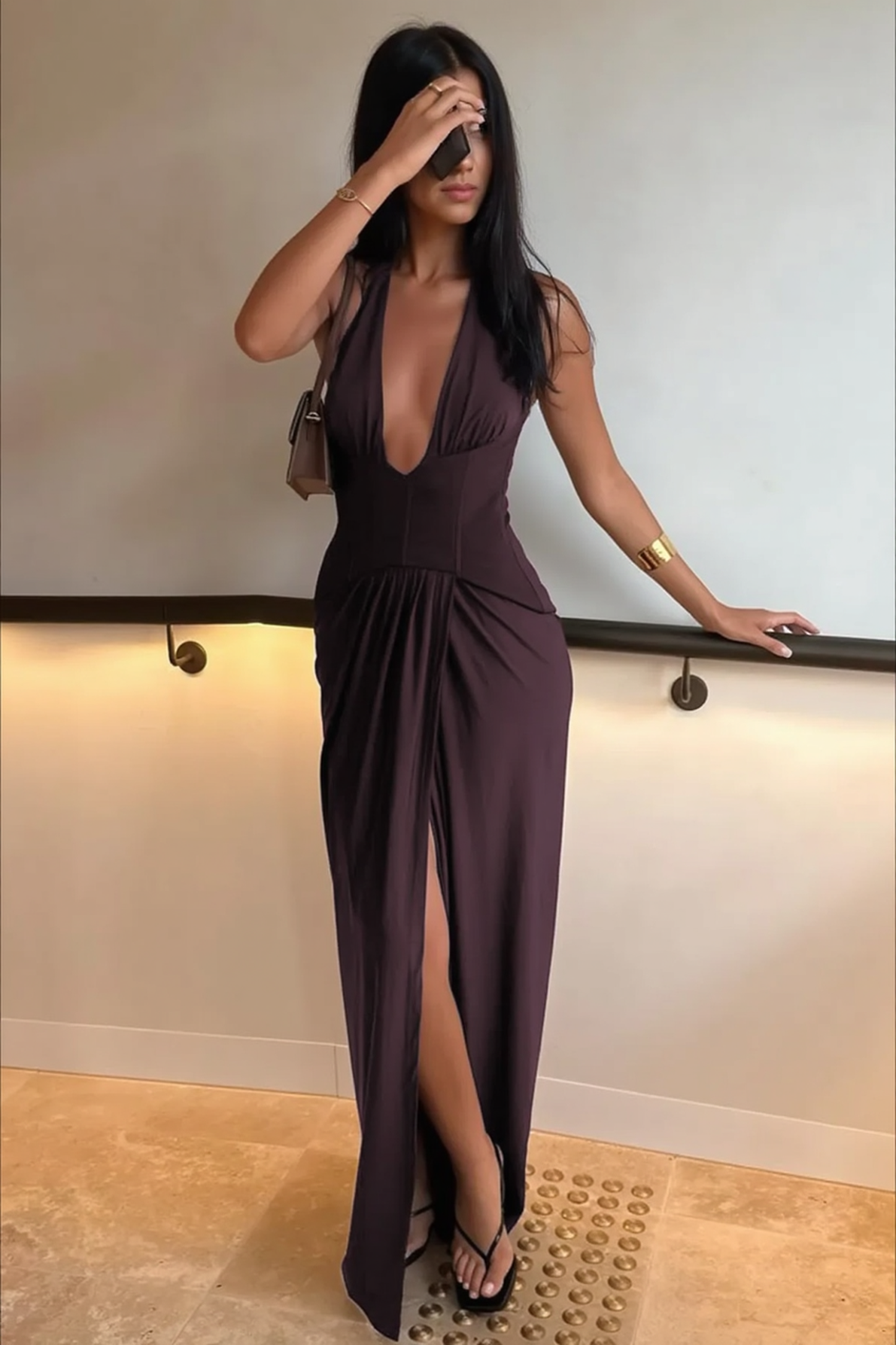 Sexy Solid Backless Sleeveless Deep V Halter Party Dress Secondary image