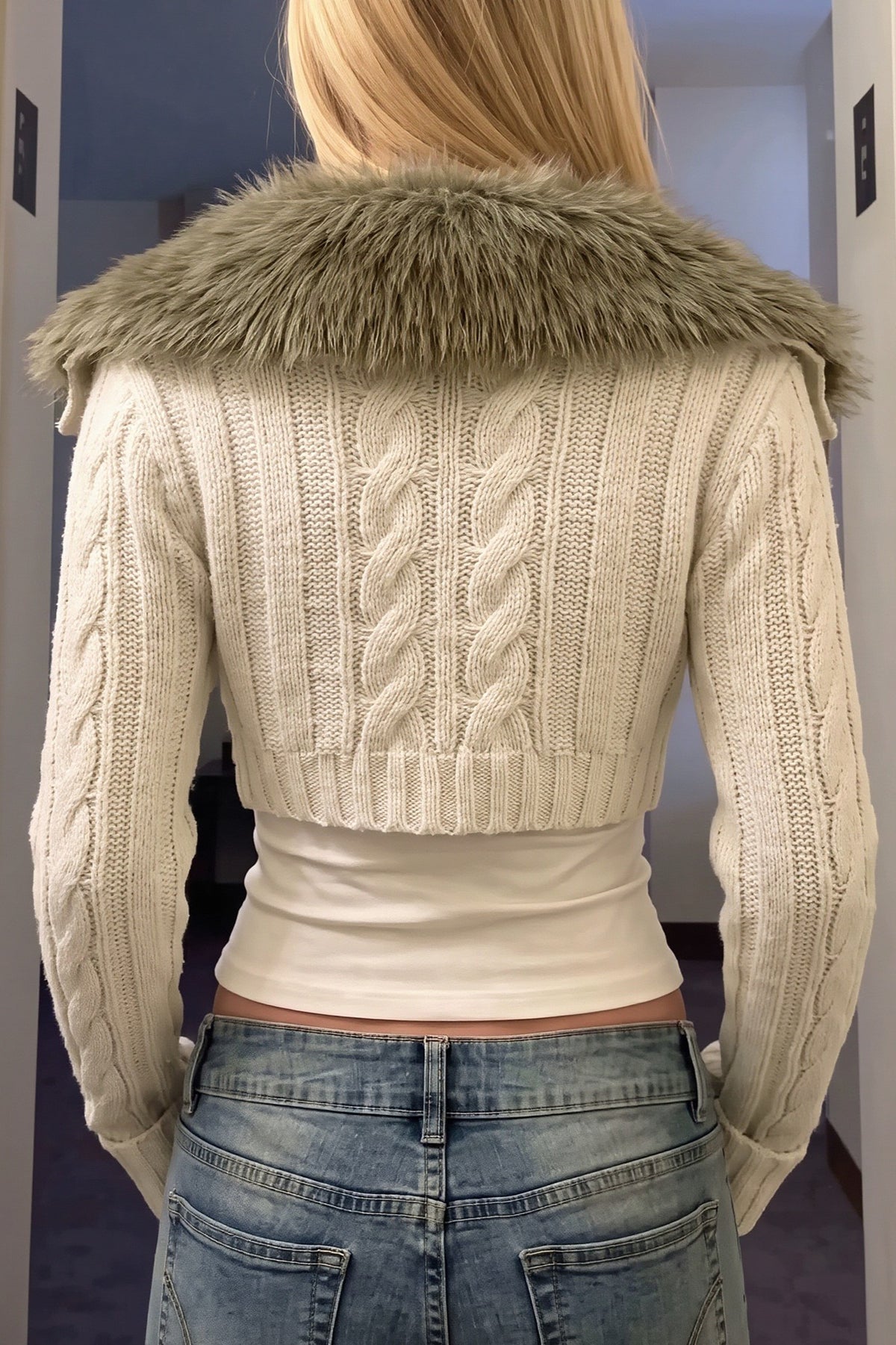 Faux Fur Collar Cable Cropped Cardigan Knit Top