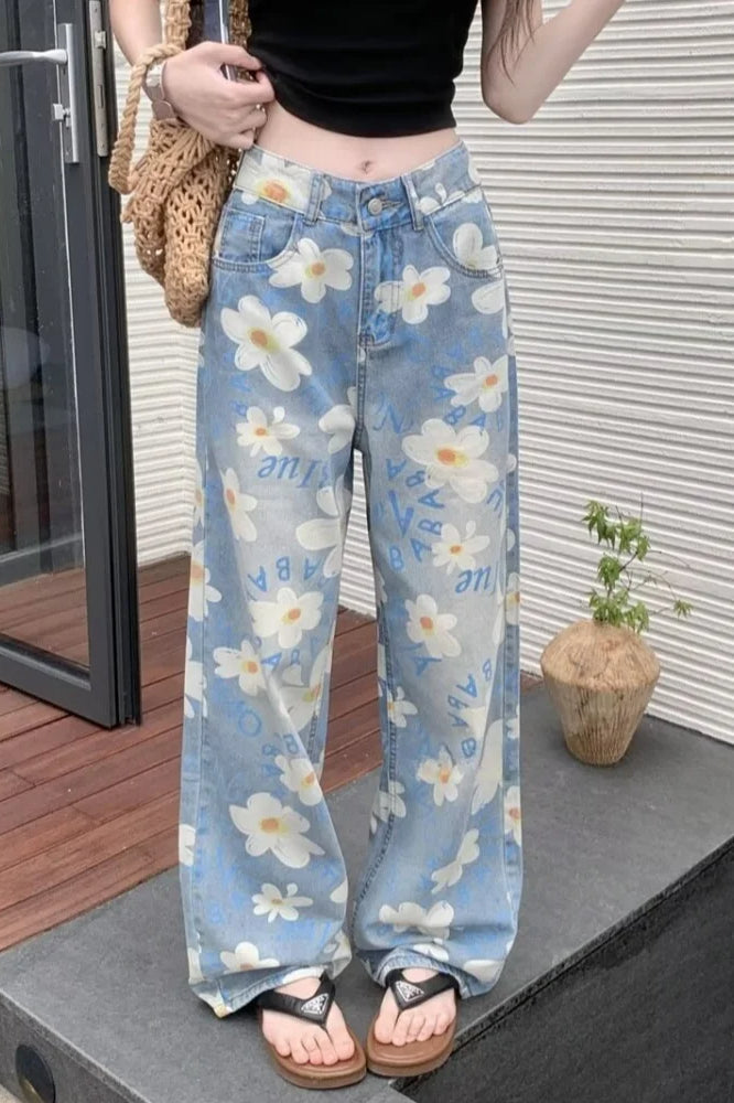 Washed Floral Print Baggy Jeans Main image