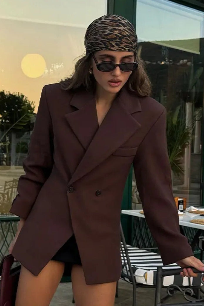 Two-Button Tailored Notch Lapel Blazer Secondary image