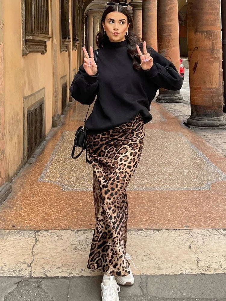 Female Retro Leopard Print Summer Fashion High Waist Satin A-Line Skirt Main image