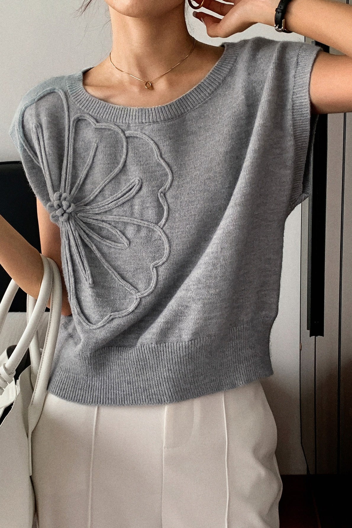 Casual Short Sleeve Knit Sweater Secondary image