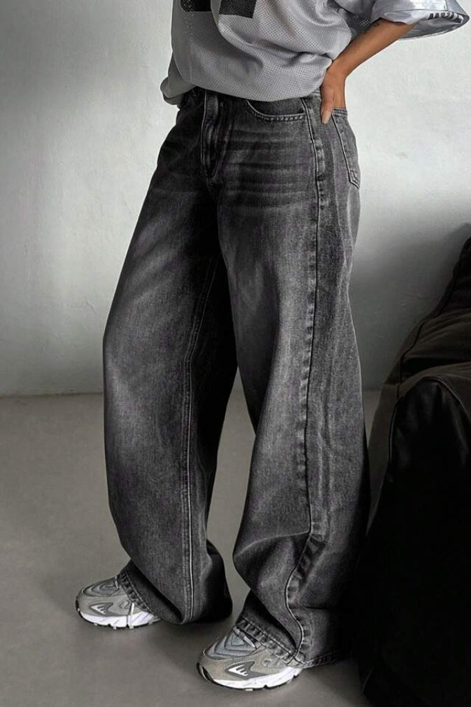 High Waist Vintage Relaxed Jeans Secondary image