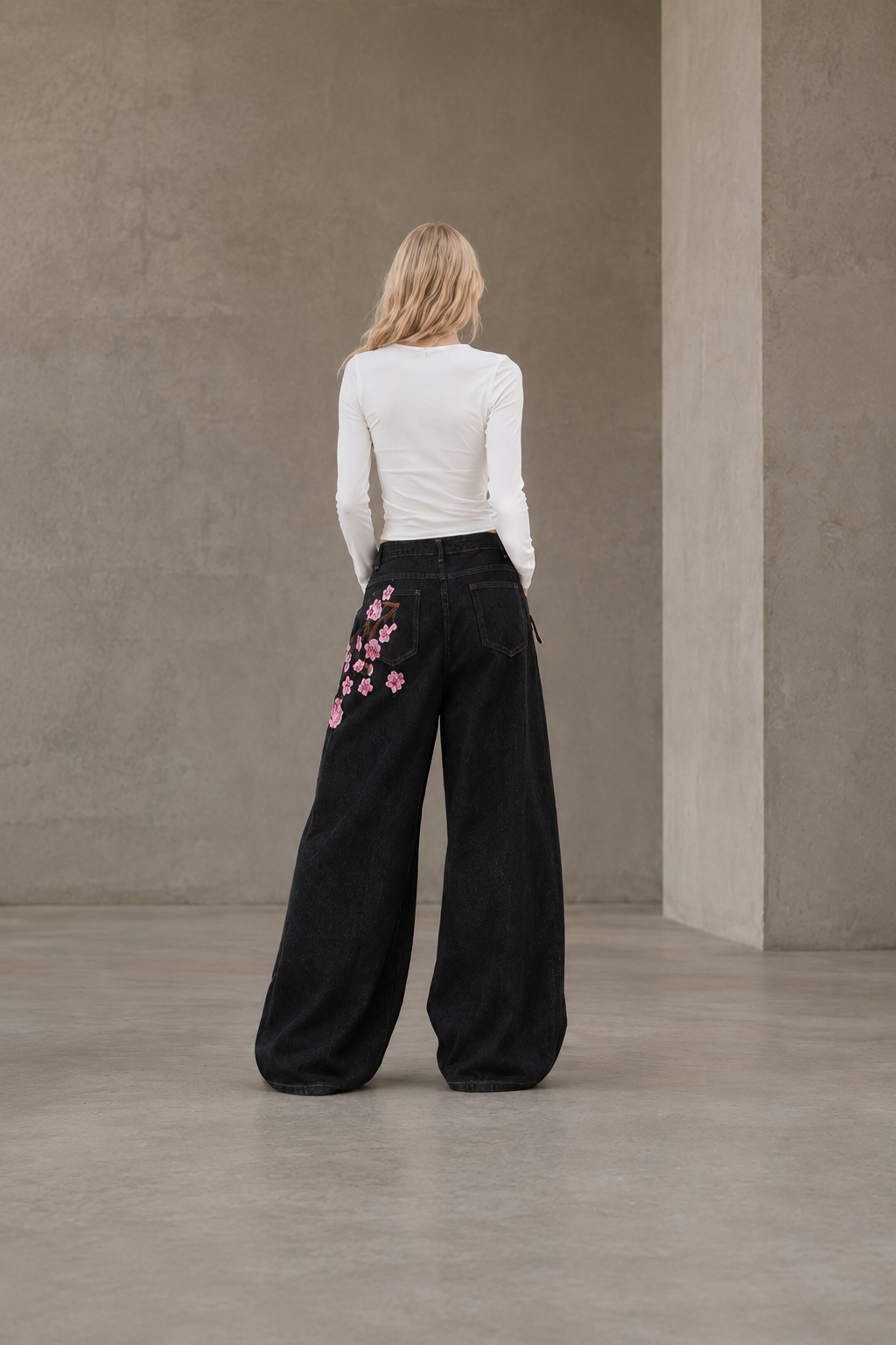 Chic Y2K Vintage Embroidered Wide Leg Jeans Secondary image