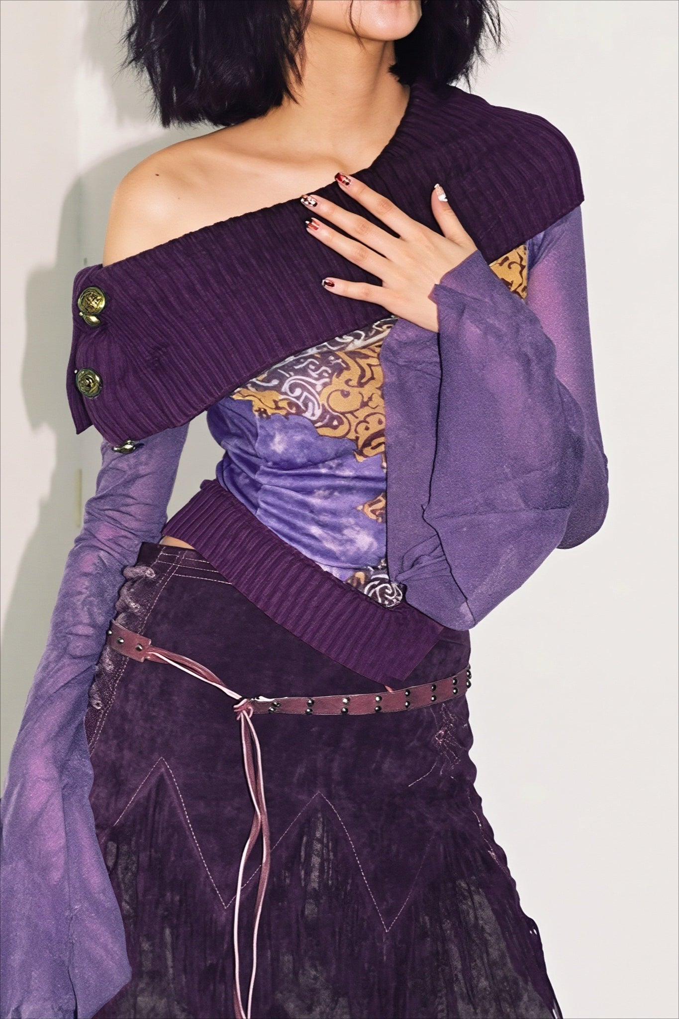 One Shoulder Mesh Panel Cropped Long Sleeve T-Shirt Secondary image