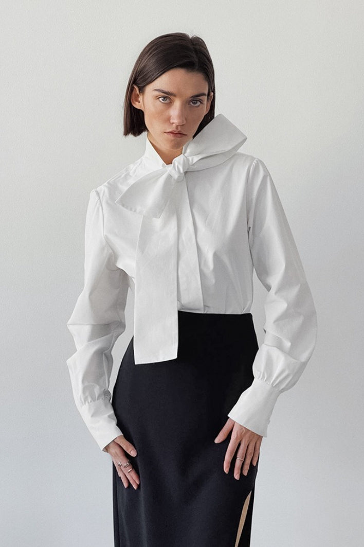 White Tie Collar Relaxed Blouse Main image