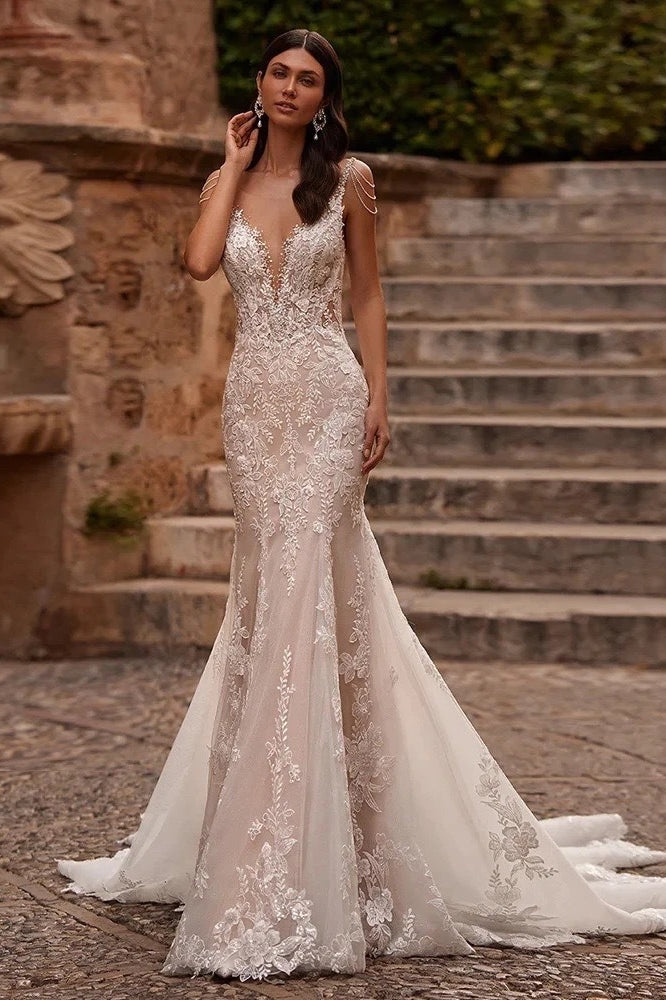 Spaghetti Strap Lace Mermaid Wedding Dress Main image
