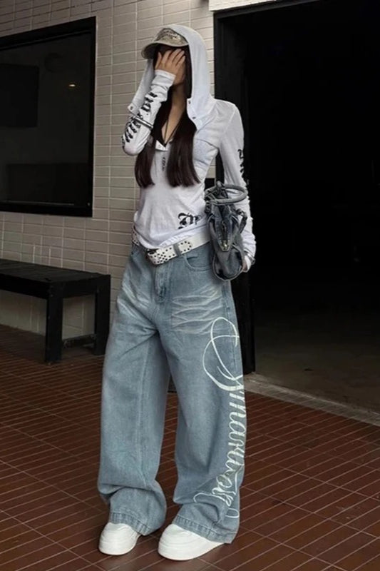 Vintage Printed Boyfriend Jeans Secondary image