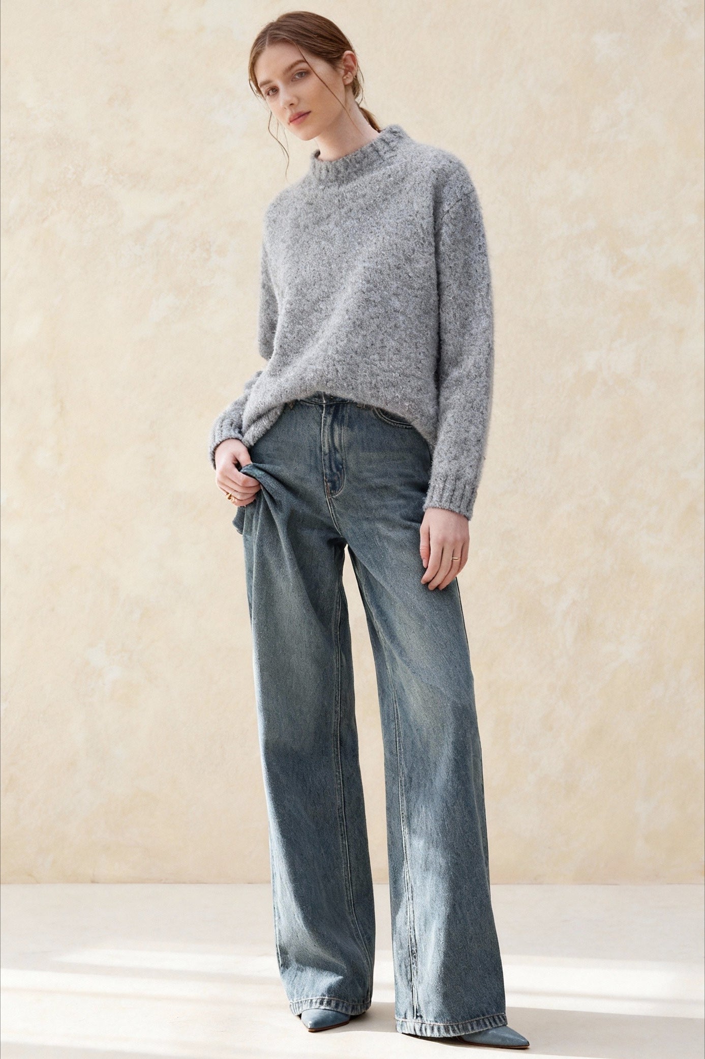 Warm Soft Waxy Round Neck Pullover Sweater Main image