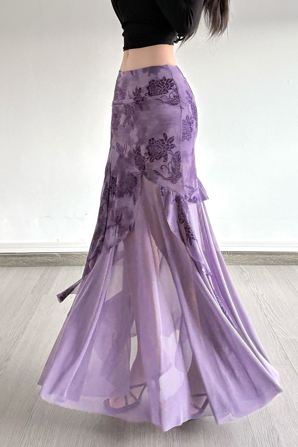 Vintage Floral Print Ruched Maxi Skirt Secondary image