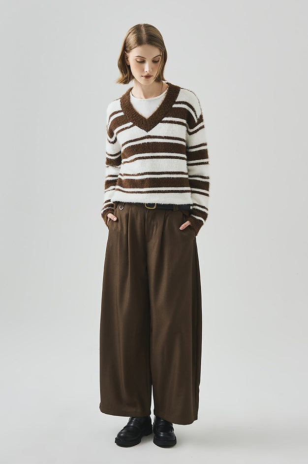 Loose Fit V Neck Knit Sweater Main image