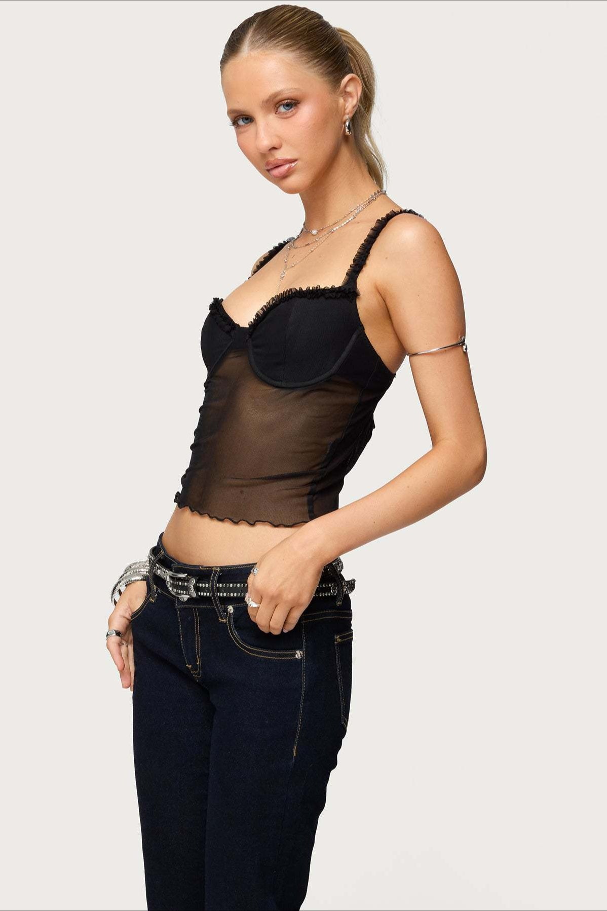 Scallop Lace Fitted Cami Top Secondary image