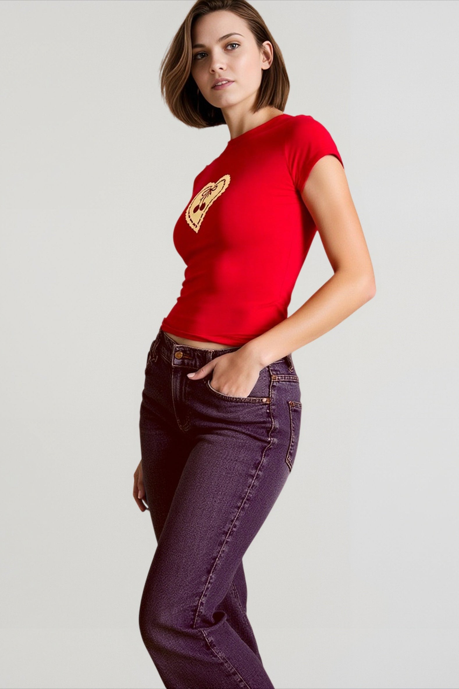 Vintage Graphic Fitted T-shirts Secondary image