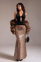 Black Lace V-Neck Twist Fitted Crop Top