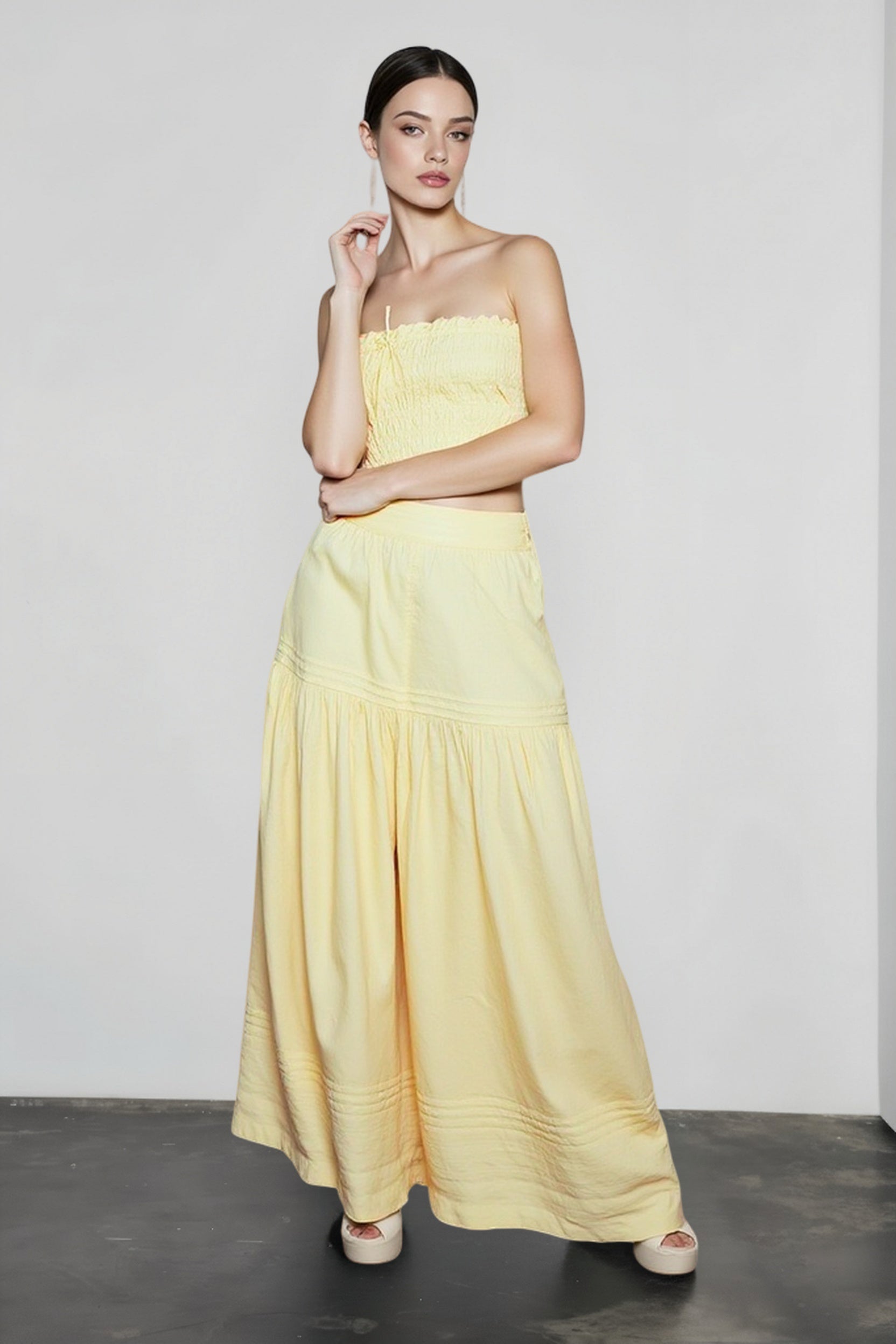Strapless Smocked Ruched A Line Vacation Set Main image