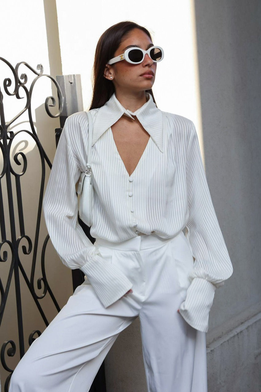 Versatile White Design Blouse Main image