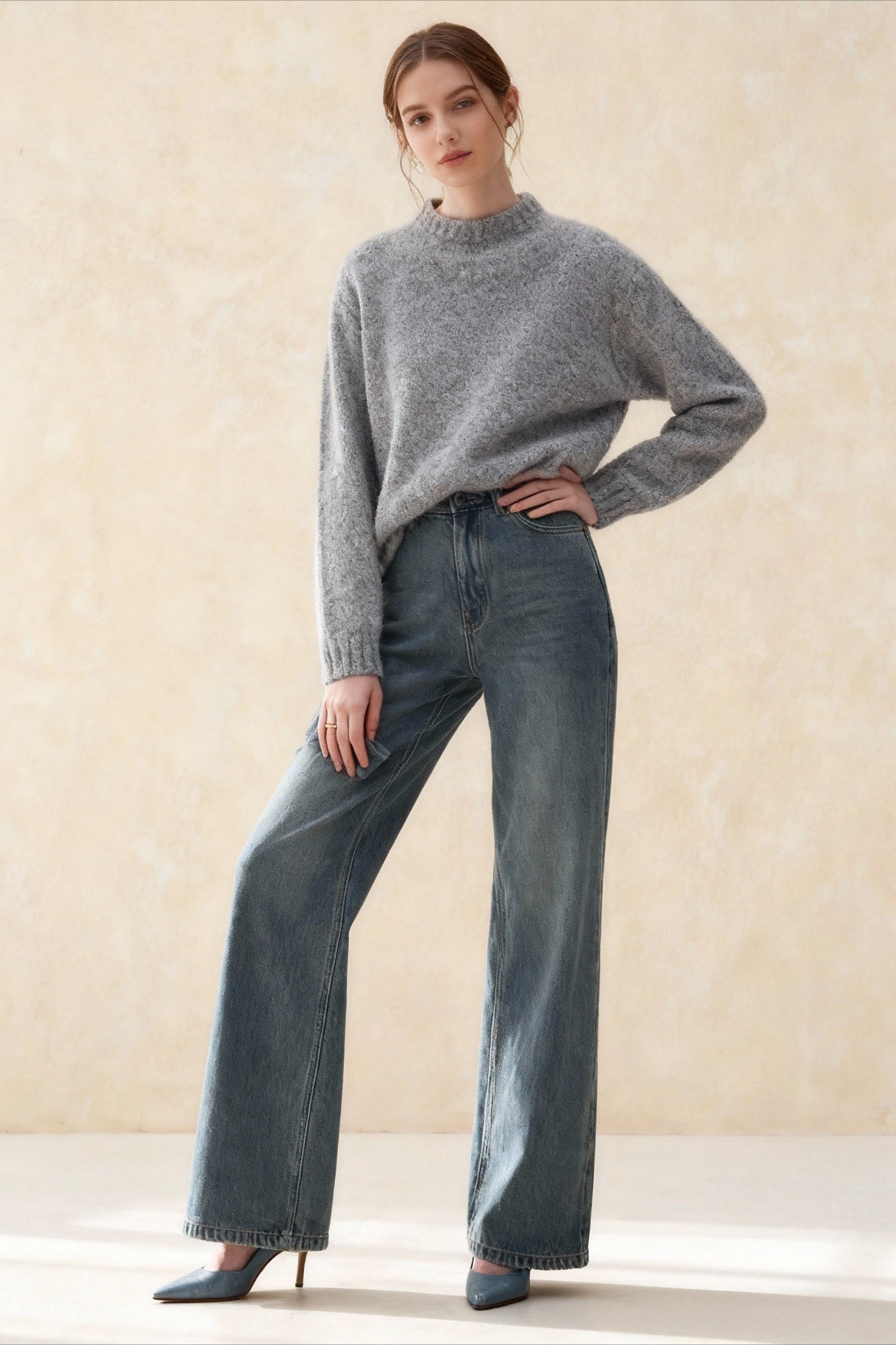 Warm Soft Waxy Round Neck Pullover Sweater Secondary image