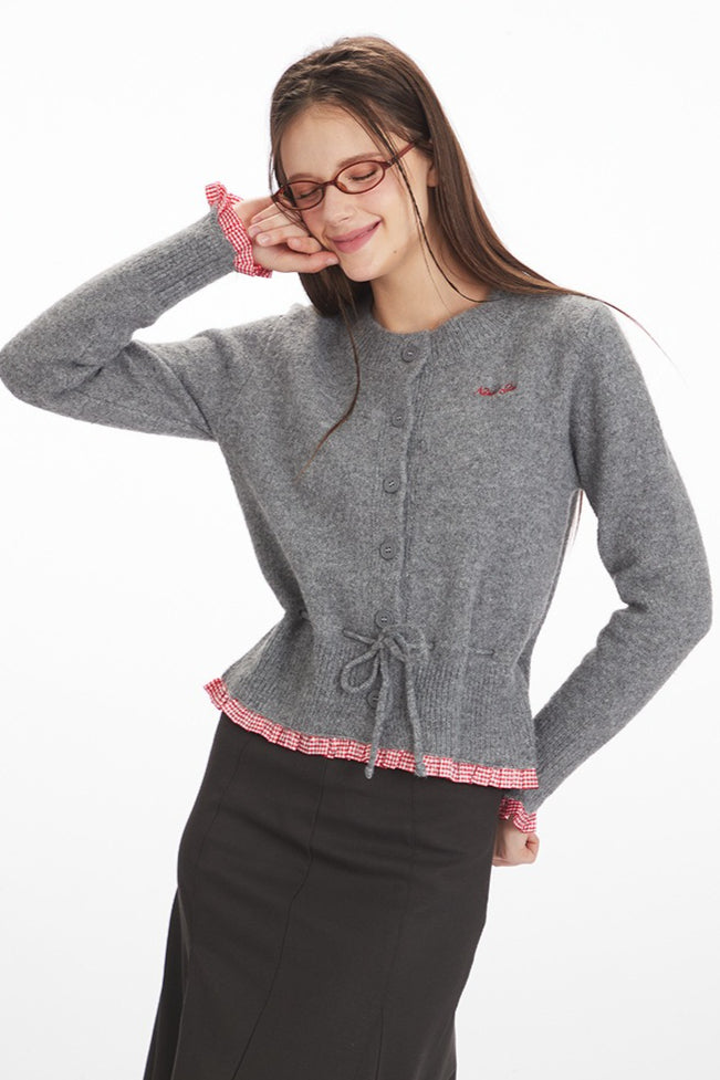 Contoured Cropped Knit Cardigan Secondary image