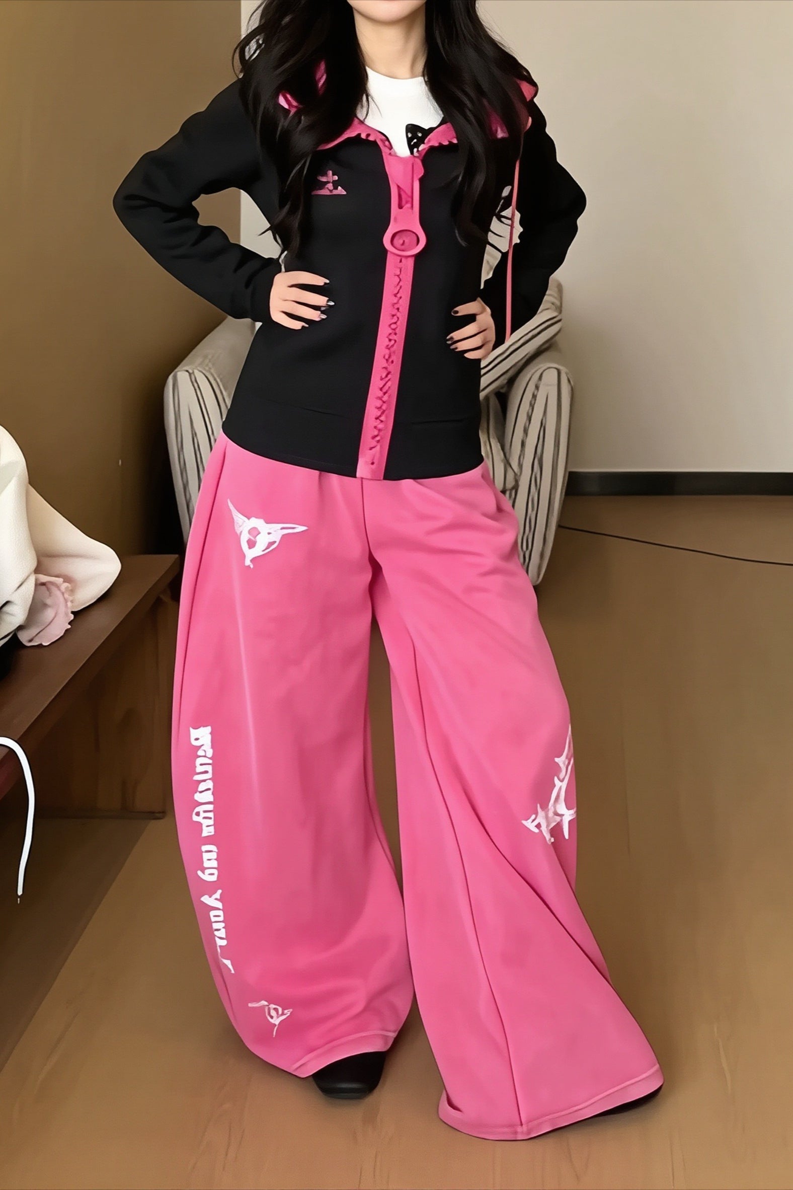 Contrast Panel Relaxed Wide Leg Sweat Pants Secondary image