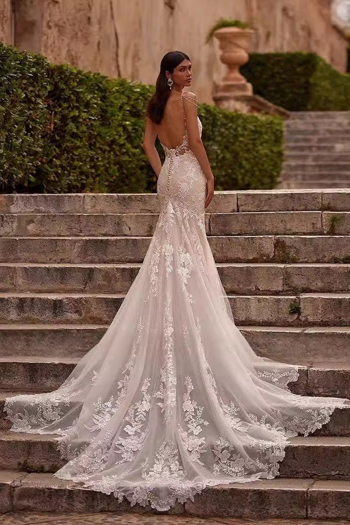 Spaghetti Strap Lace Mermaid Wedding Dress Secondary image