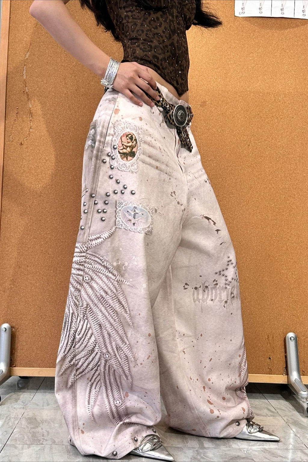 Pearl Stud Wing Print Barrel Leg Jeans