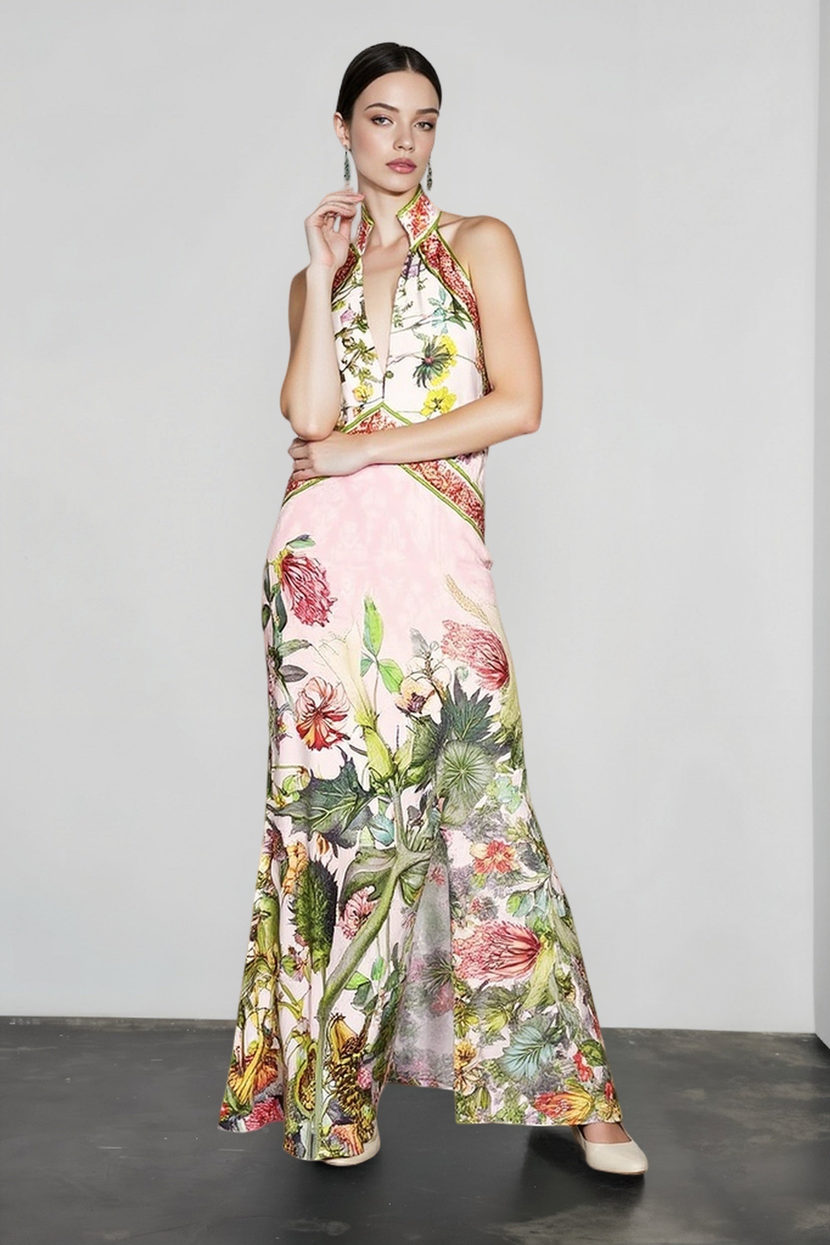 Chic Gorgeous Graphic Vacation Dress Main image