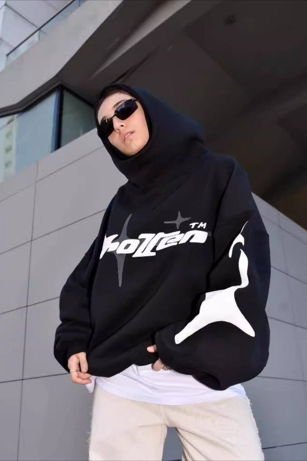 Star Letter Graphic Print Hoodie Main image