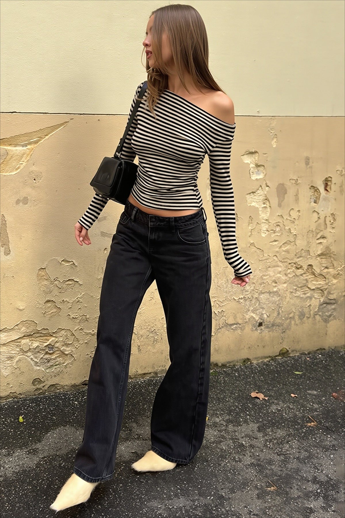 Asymmetric Shoulder Striped Long Sleeved T-shirts