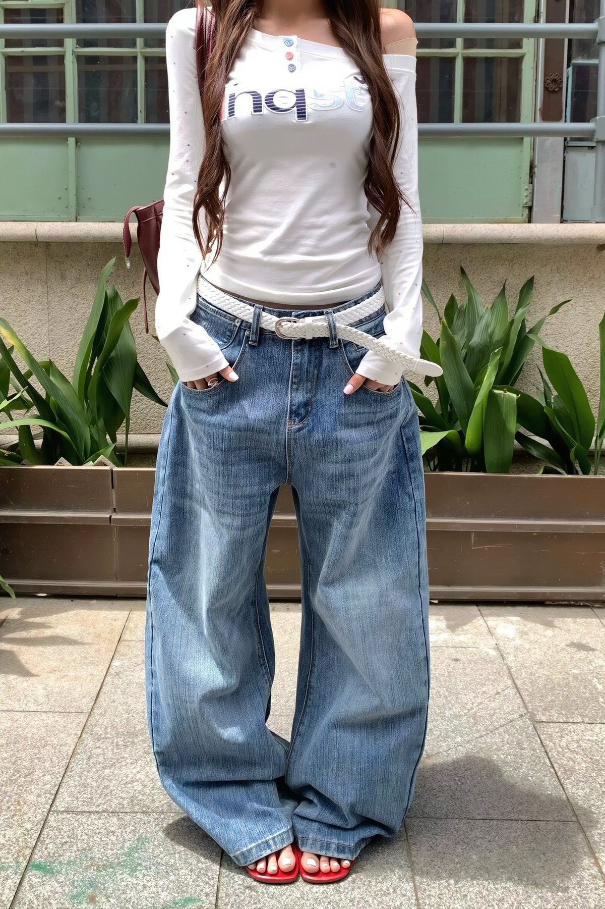 Studded Waist Wide Leg Barrel Jeans