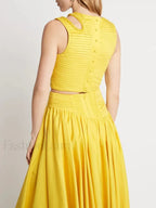 Slim Hollow Pleated Skirt Two Piece Set