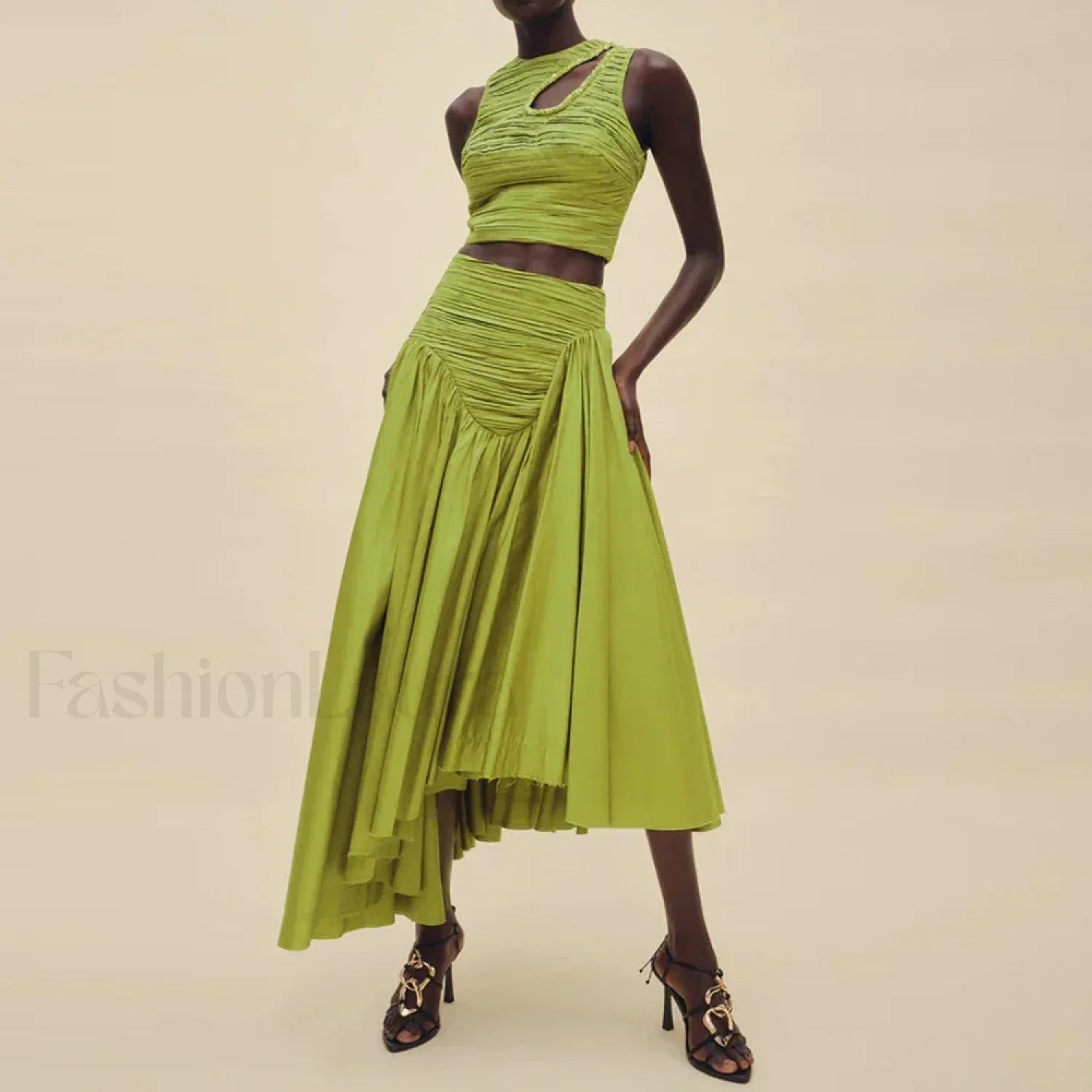 Slim Hollow Pleated Skirt Two Piece Set Green / S