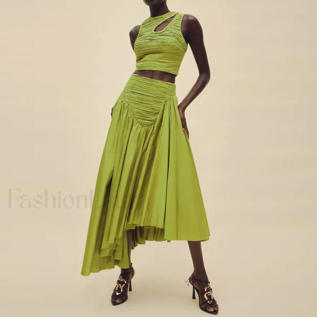 Slim Hollow Pleated Skirt Two Piece Set Green / S