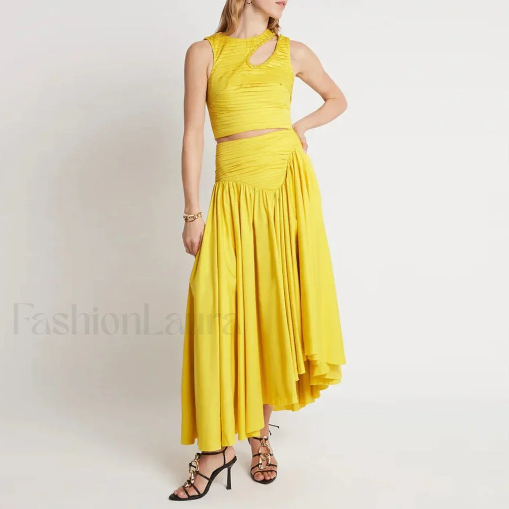 Slim Hollow Pleated Skirt Two Piece Set Yellow / S