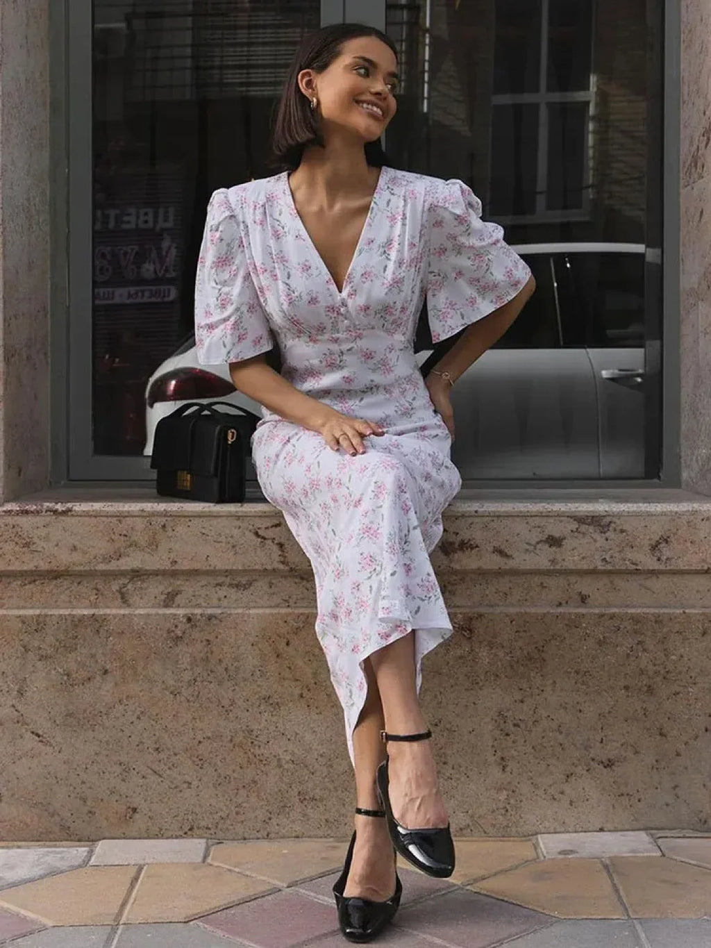 V Neck Contrast Floral Dress
