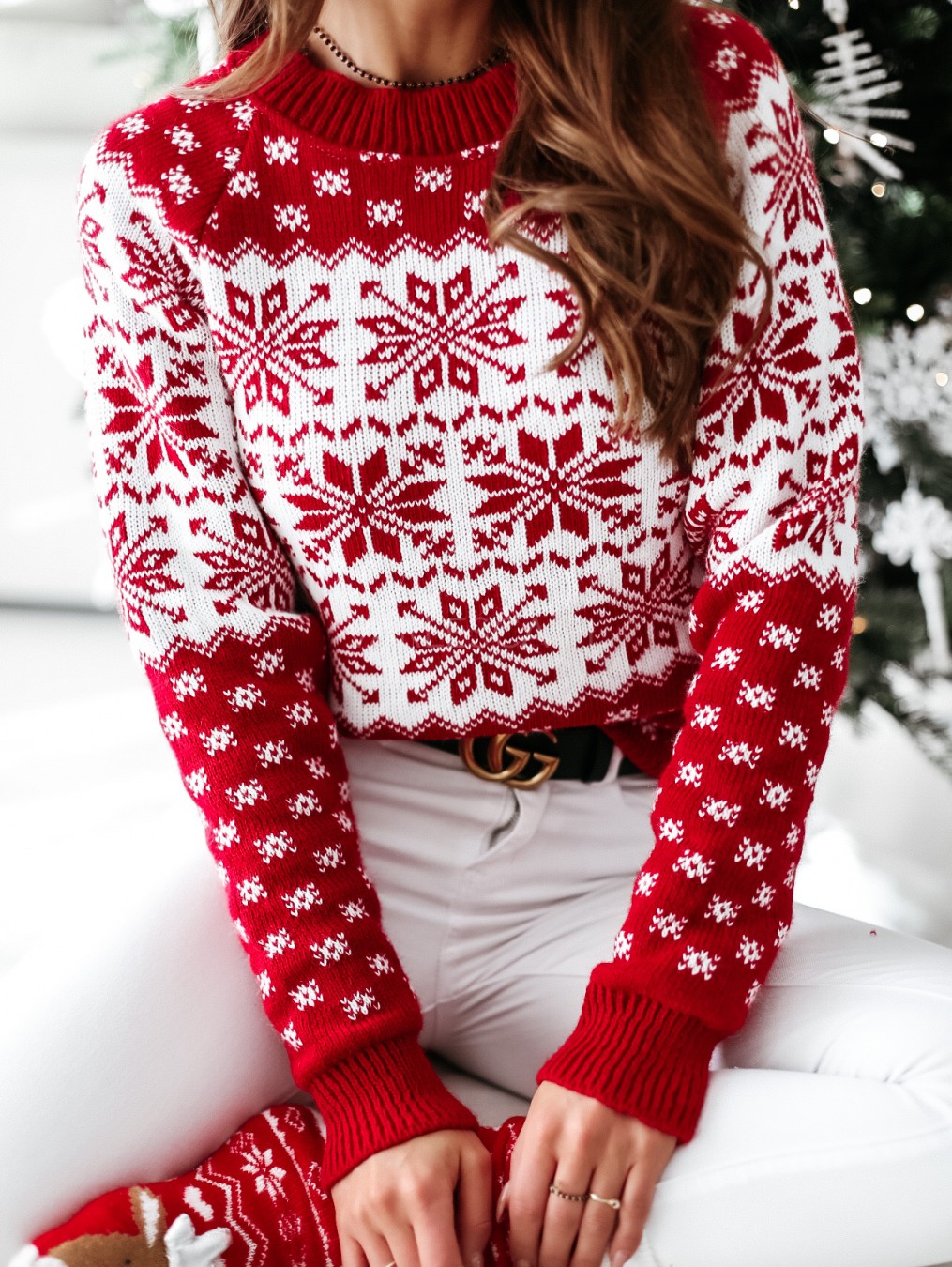 Snowflake Pattern Classic Round Neck Long Sleeve Christmas Sweaters
