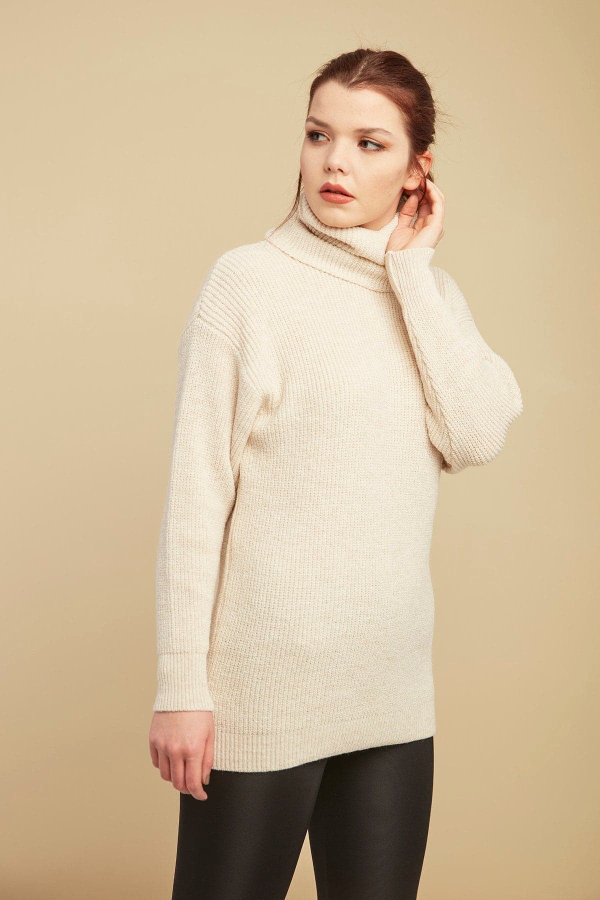 Women's Beige-Throated Knitwear Sweater