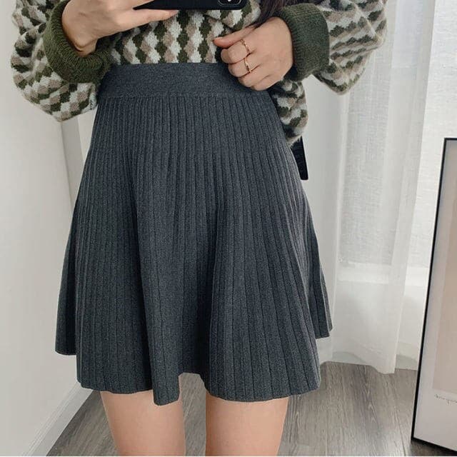 Knitted Women&#39;s Autumn and Winter High Waist Pleated Skirt A- Line Skirt Short Skirt